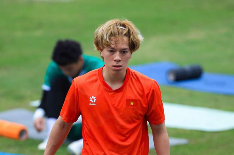 vi-sao-kha-nhieu-viet-kieu-ma-chi-con-viktor-le-tru-lai-u23